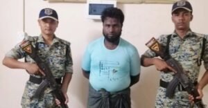 অস্ত্র গুলিসহ আরসা কমান্ডার আটক রোহিঙ্গা ক্যাম্প থেকে